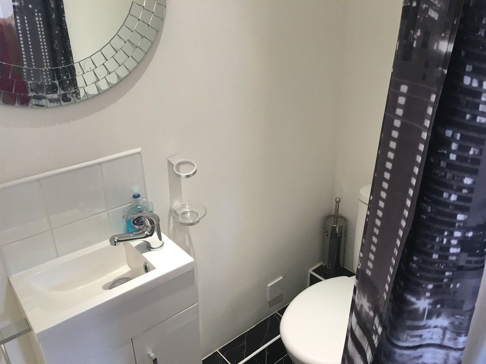 Sleepneat Bed & Breakfast Ascot  Eksteriør bilde